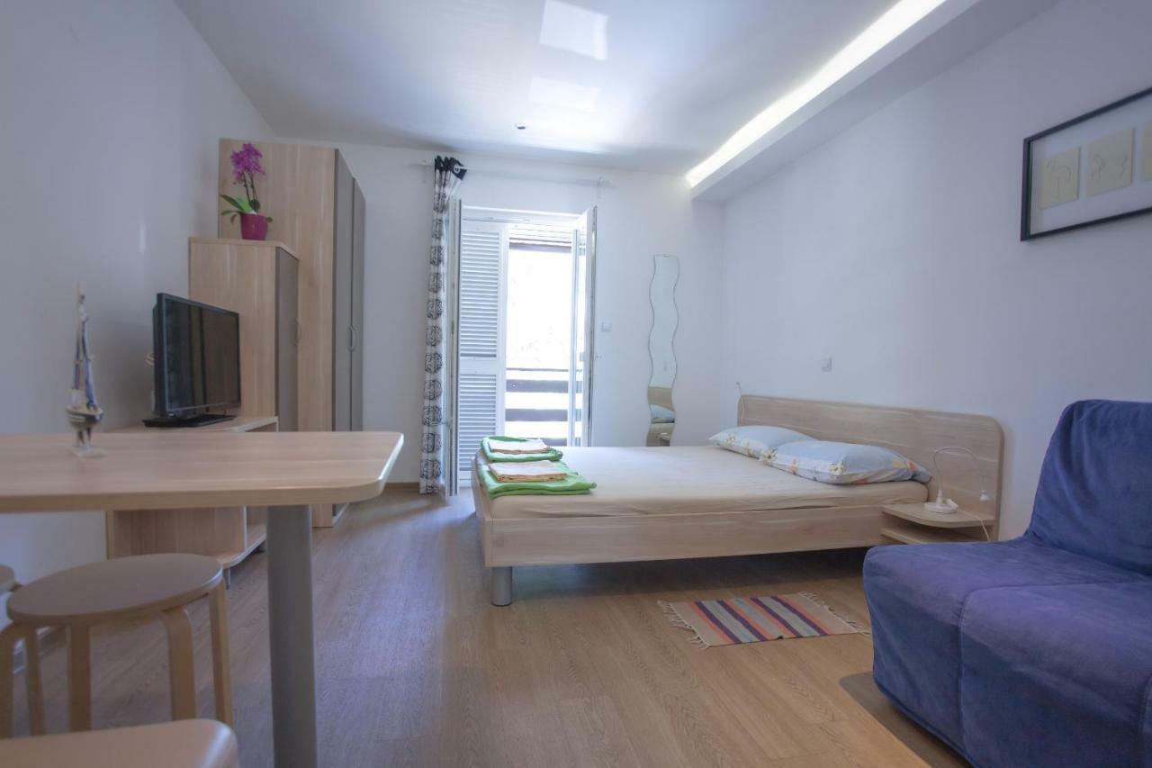 Studio Apartment - Seaview Premantura Exterior foto